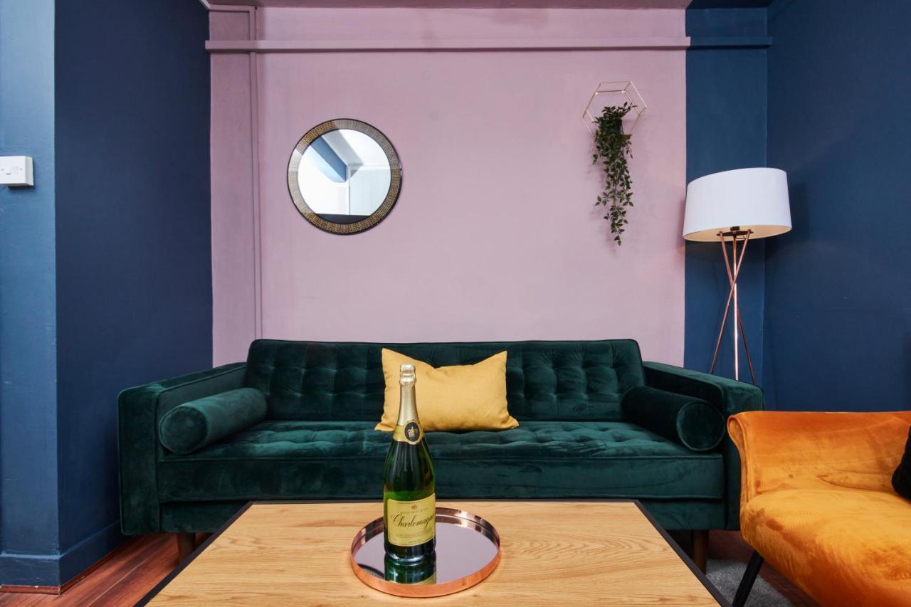 5 Bed House In Leamington Spa Perfect For Contractors With 7 Beds By Purestay - 14 Night Min! Buitenkant foto